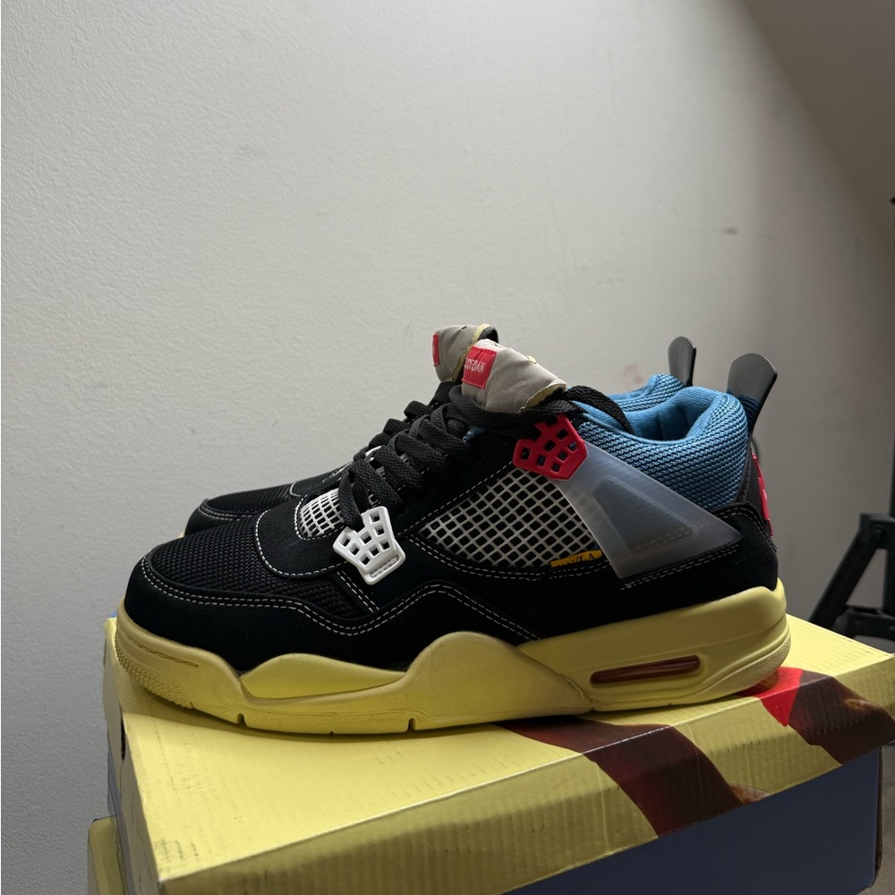 Union LA Air Jordan 4 Retro Off Noir